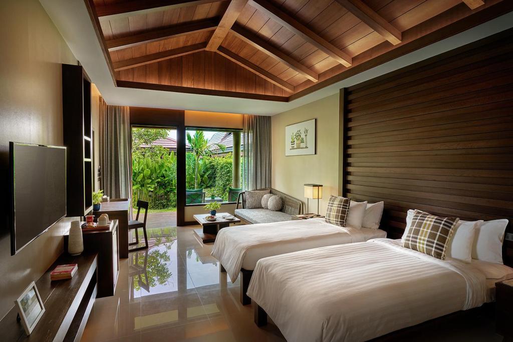 Khanom Beach Resort And Spa Kültér fotó