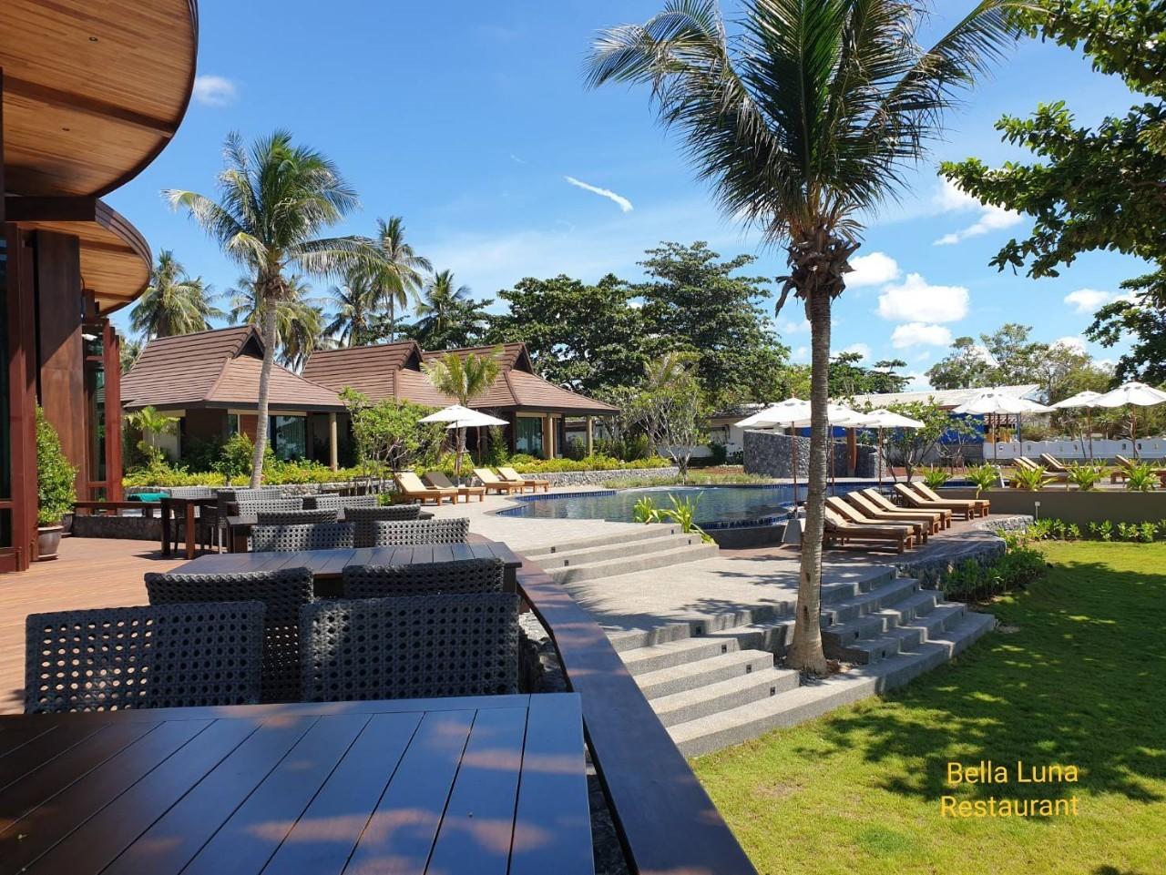 Khanom Beach Resort And Spa Kültér fotó