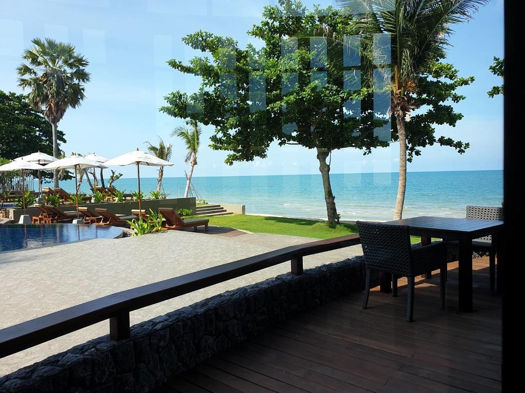 Khanom Beach Resort And Spa Kültér fotó